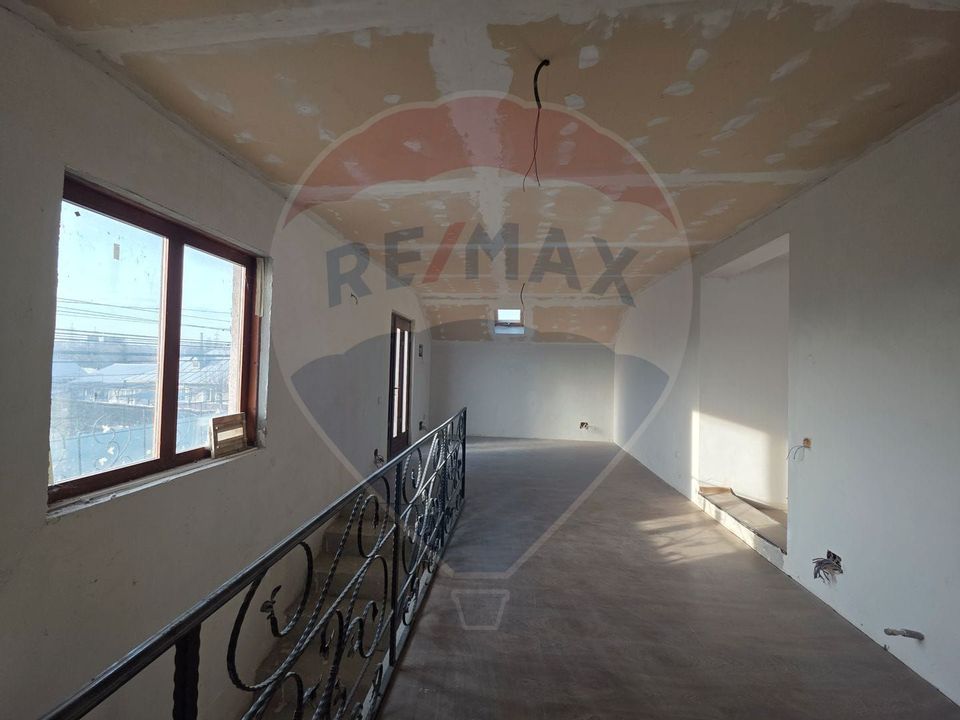 6 room House / Villa for sale, Izvoare area