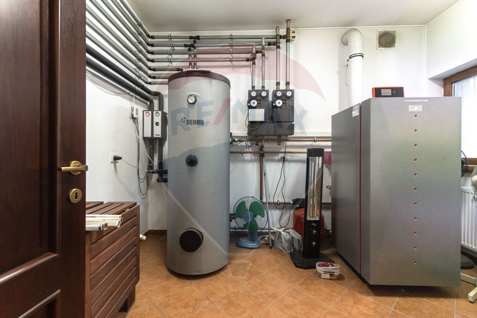 9 room House / Villa for sale