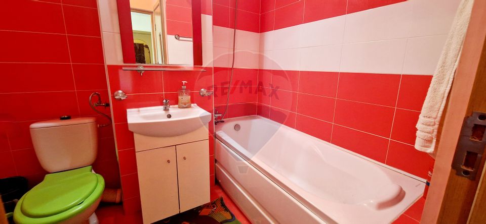 Super ocazie, de vanzare apartament 3 camere, Micalaca