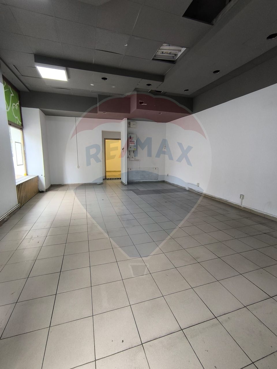 Spațiu comercial semicentral de inchiriat