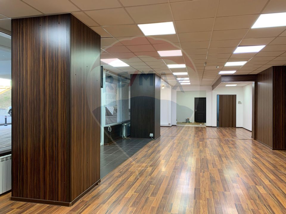 Spațiu comercial de 165mp de închiriat în zona Ultracentral