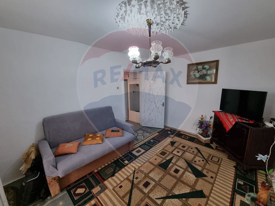 Apartament 2 camere decomandat- str Delfinului- Parcul sf. Pantelimon