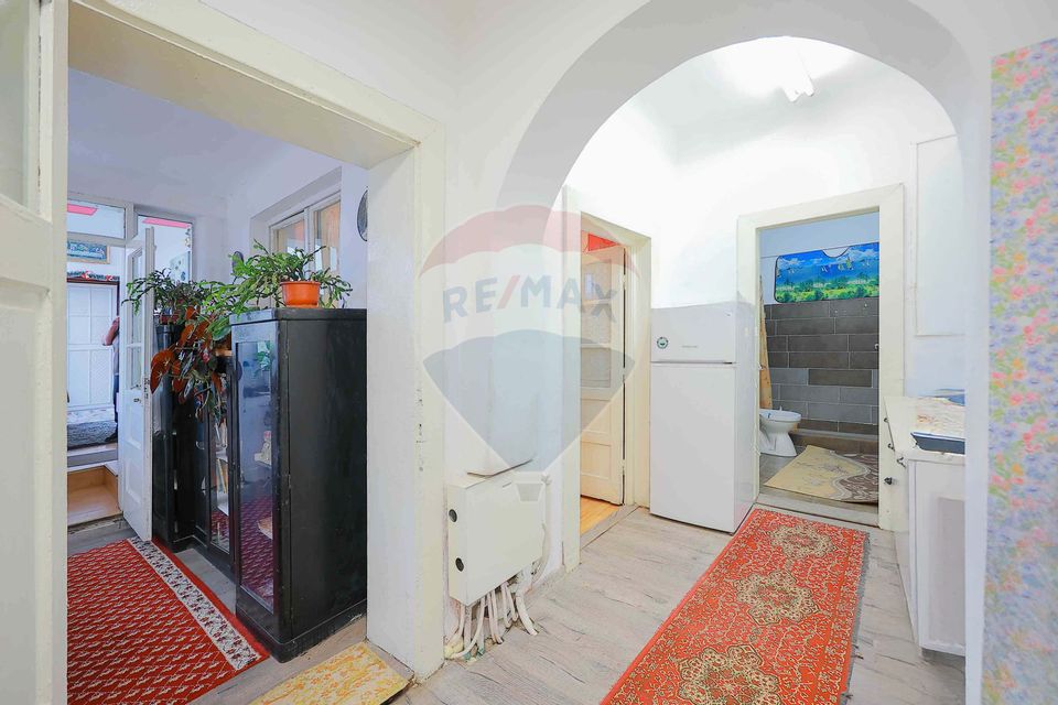 7 room House / Villa for sale, Cantemir area