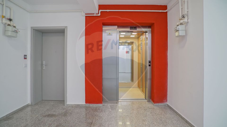 3 room Apartment for rent, Tractorul area