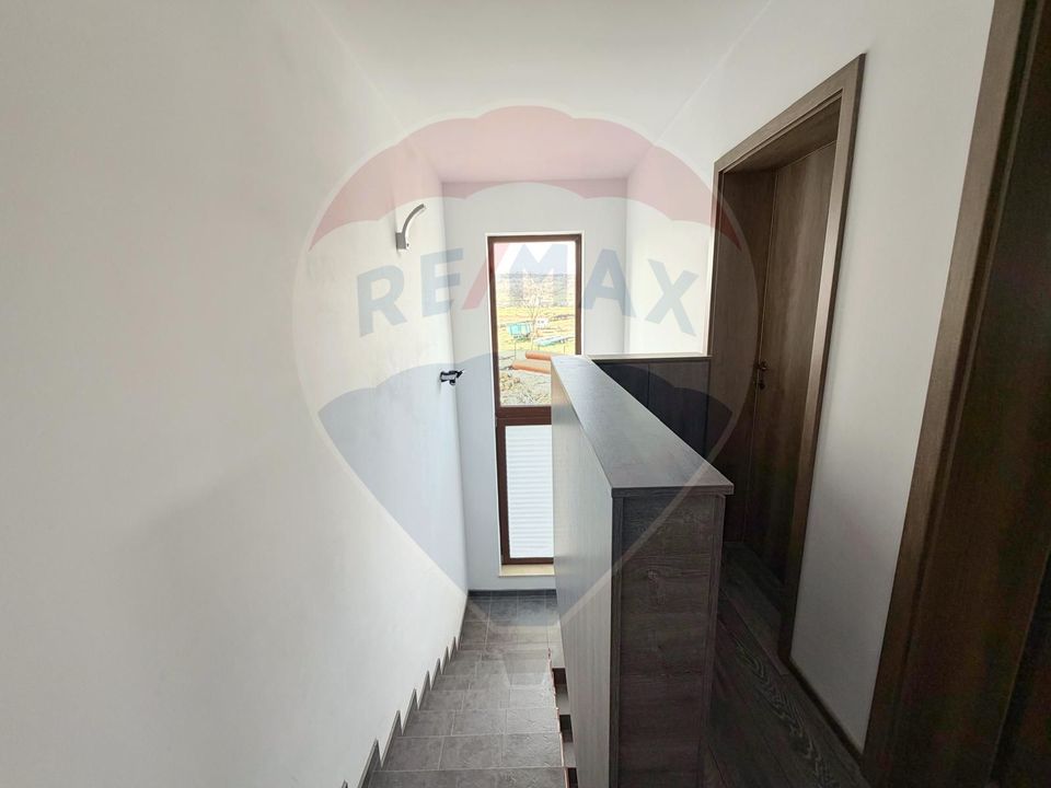 Casă individuală de vânzare în Apahida - construcție nouă, la cheie