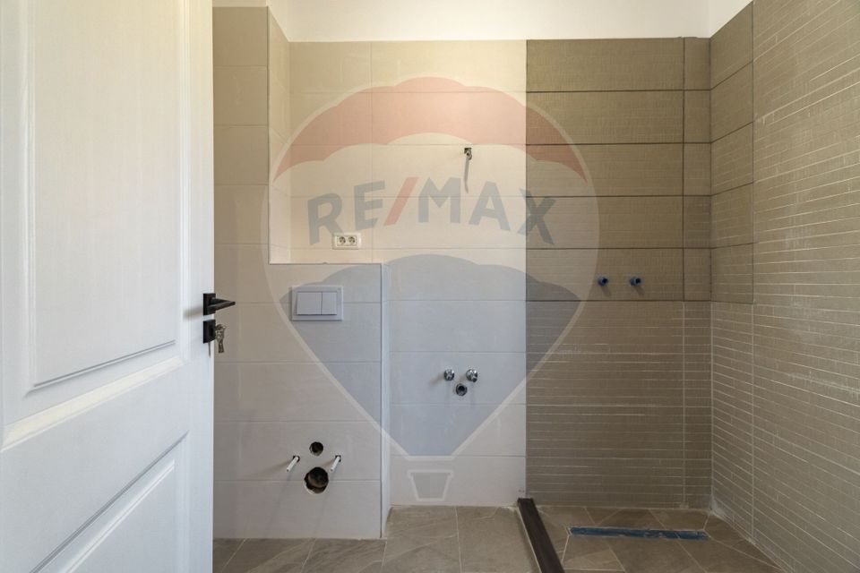 8 room House / Villa for sale