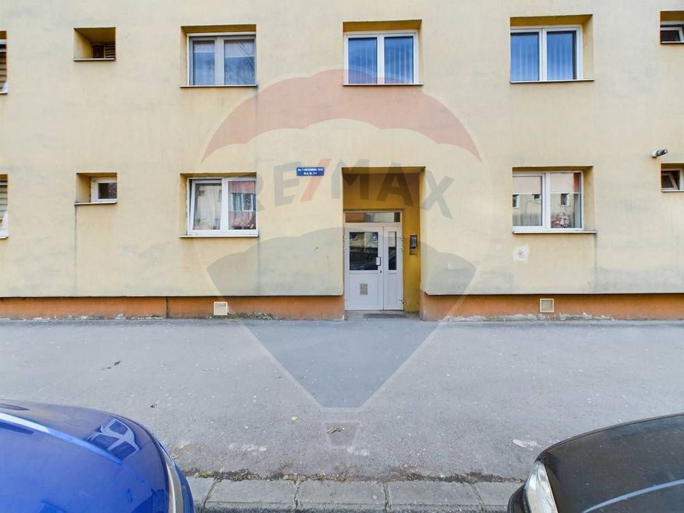 REZERVAT|COMISION 0% | APARTAMENT 3 CAMERE | ZONA TRACTORU |