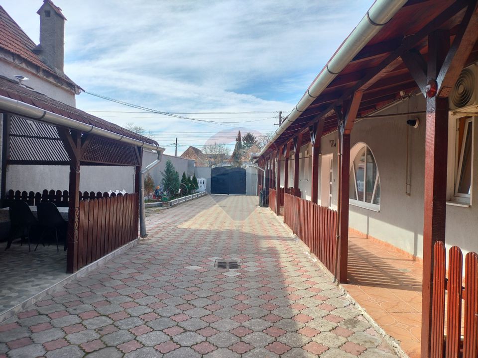 6 room House / Villa for sale