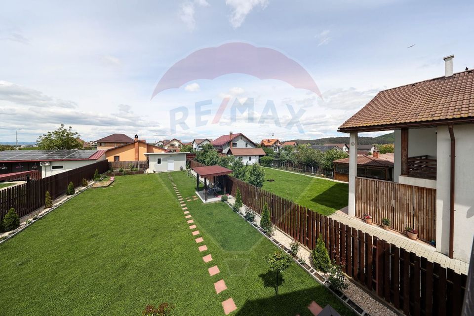 Casă modernă | mobilata complet| 4 camere- Sânpetru