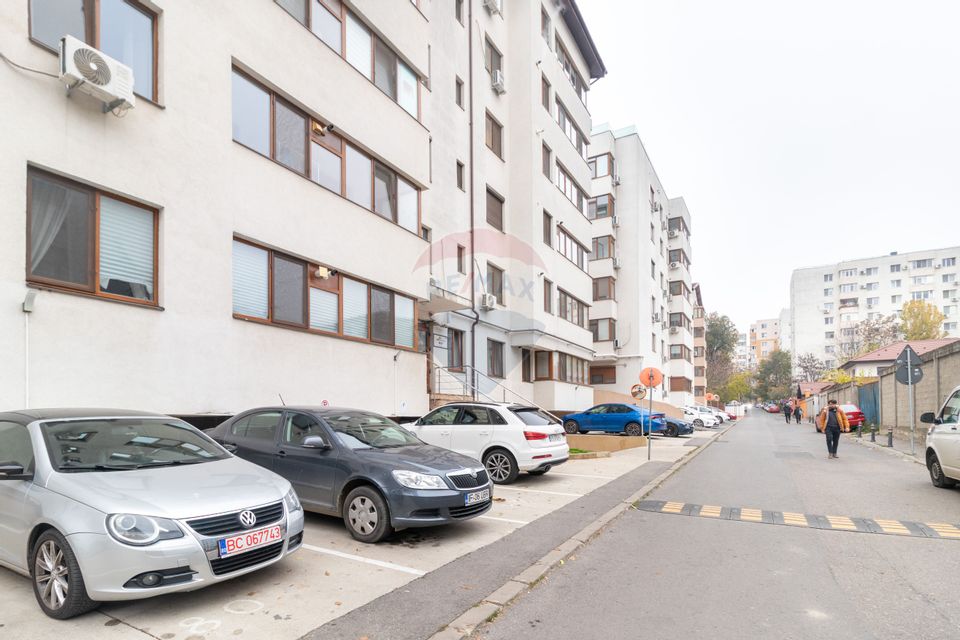 Apartament chirie 3 camere dristor bloc nou
