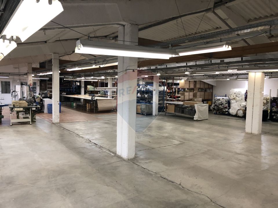 1,100sq.m Industrial Space for rent