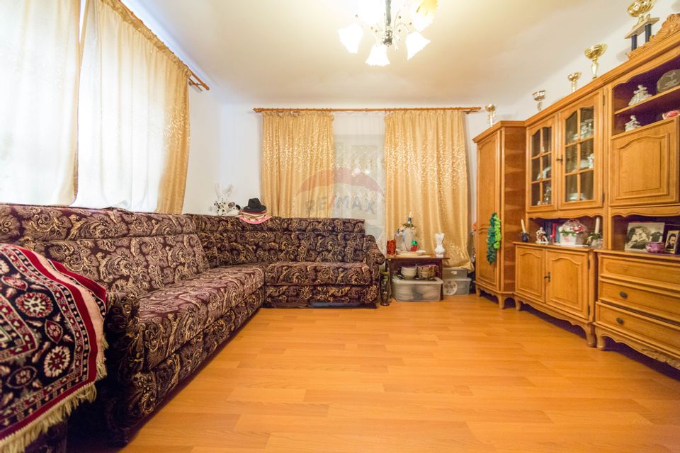 5 room House / Villa for sale