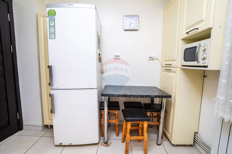 4 room Apartment for rent, Popa Sapca area