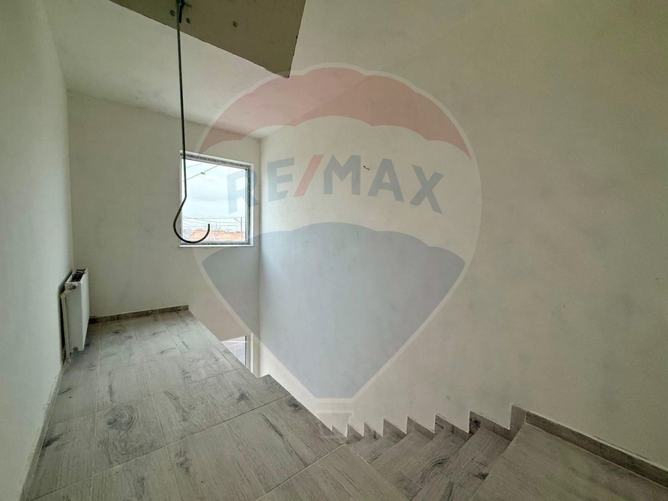 Vila P + 1 de vanzare in Eforie Nord teren proprietate 300 mp