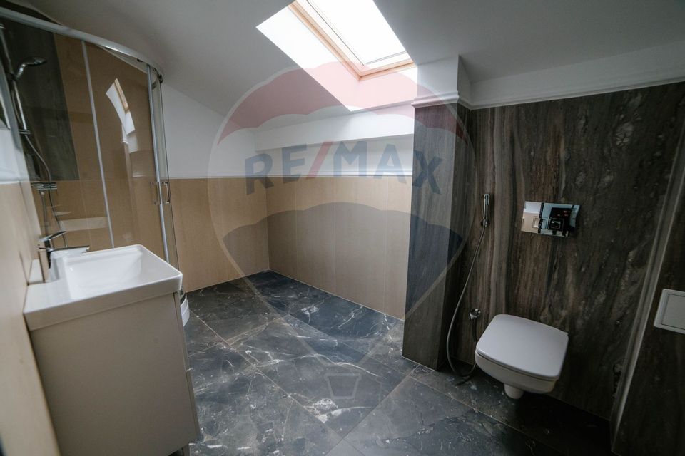 2,300sq.m Commercial Space for rent, Central area