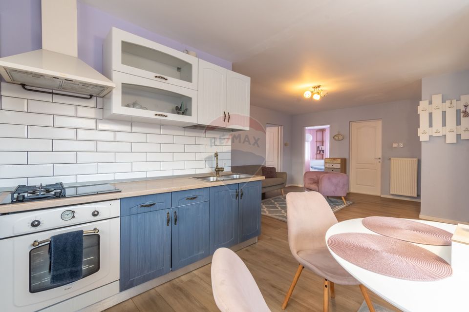 Casa individuala de vanzare 100mp, 600mp teren, garaj, zona Panemar