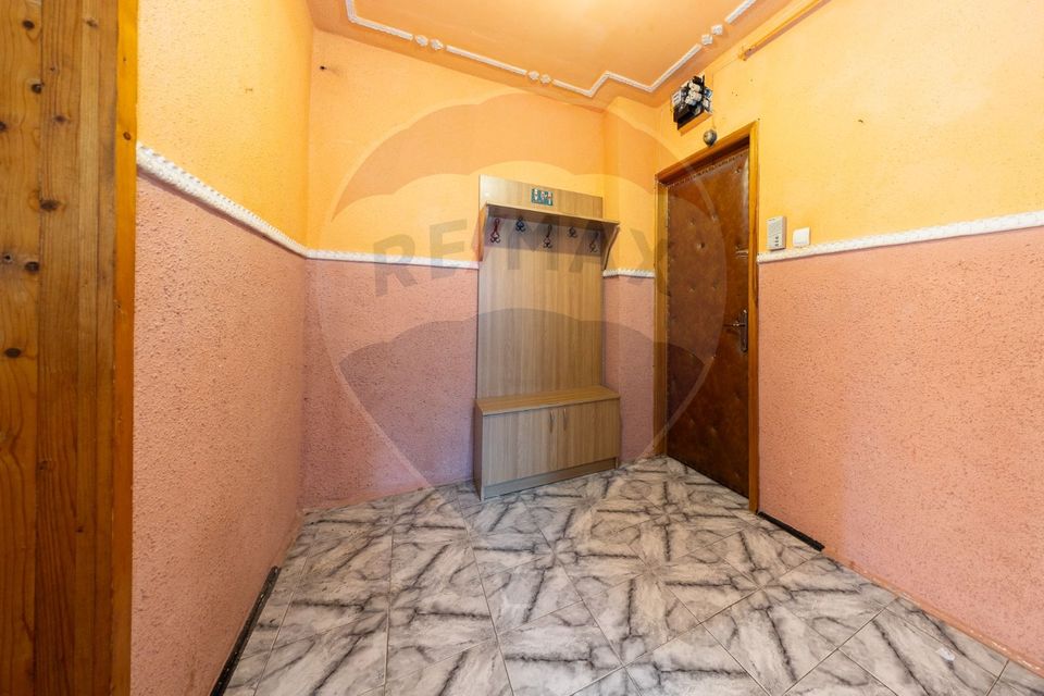 Apartament 3 camere | Vedere Lacul Noua