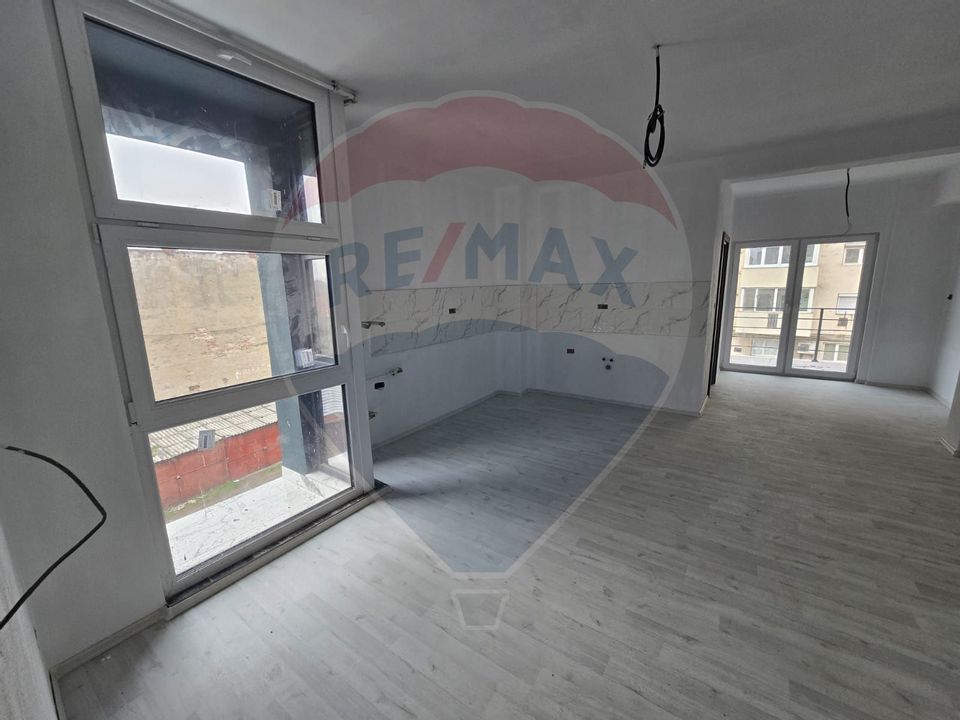 Apartament 2 camere finisat complet, în bloc nou cu lift, zona intim