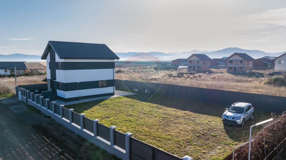 Casă smart finisaje premium, 700 mp teren Cartier Izvor | Comision 0