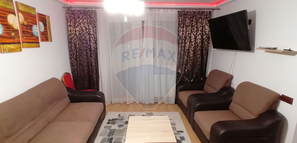 Apartament cu 3 camere de inchiriat in zona Manastur