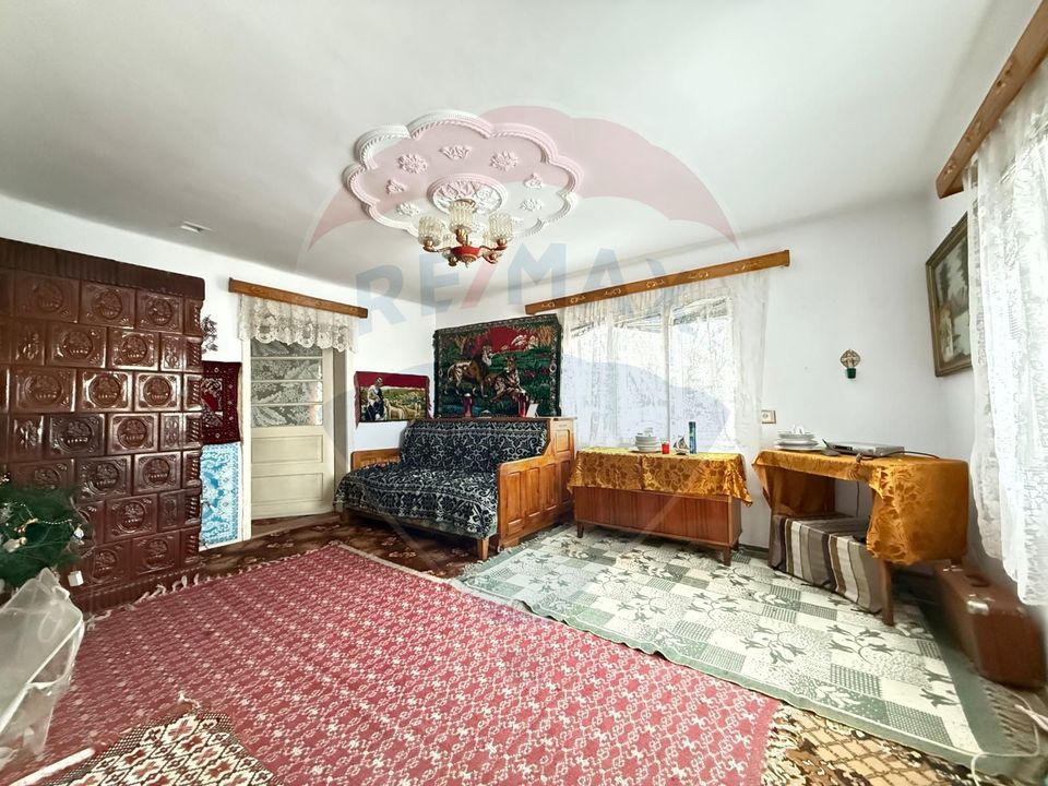 Casă cu Teren de Vânzare în Gura Humorului – strada Pajiștei