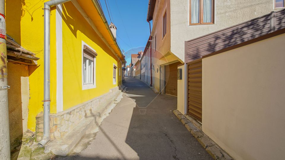 CASA 3 CAMERE CU 86 MP, BECI, POD SI CURTE | ZONA SCHEI