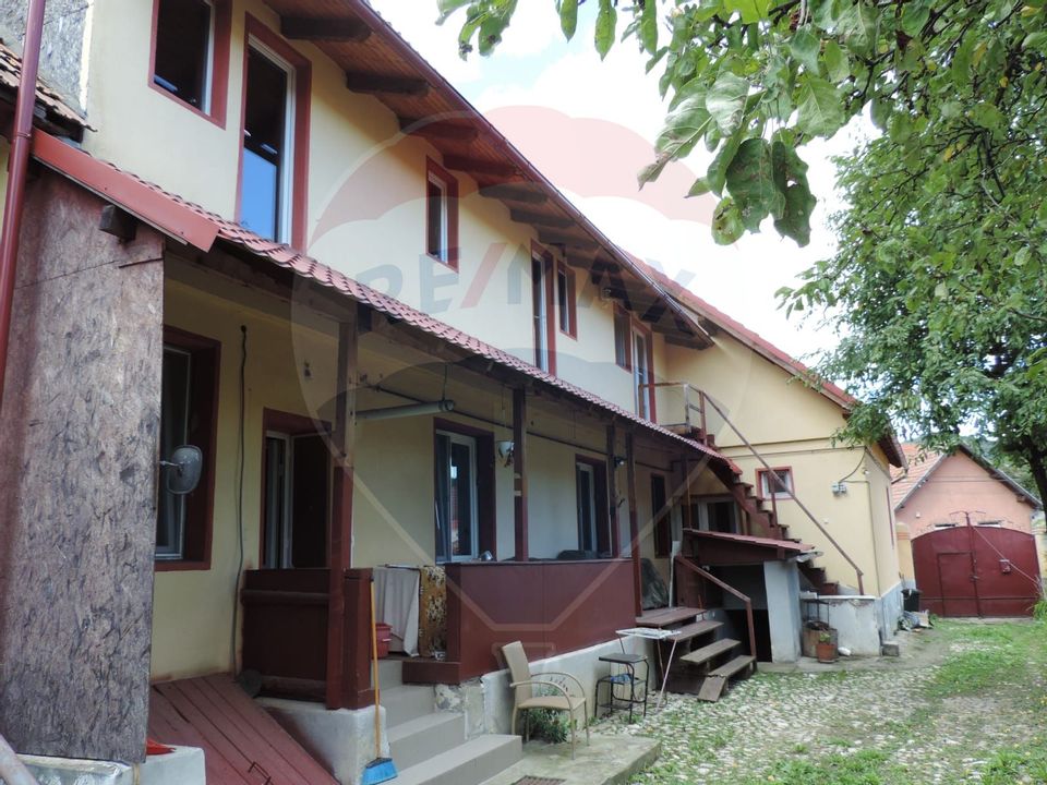 8 room House / Villa for sale, Central area