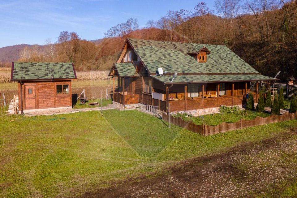 5 room House / Villa for sale