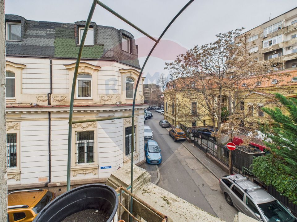 3 room Apartment for sale, P-ta Unirii area