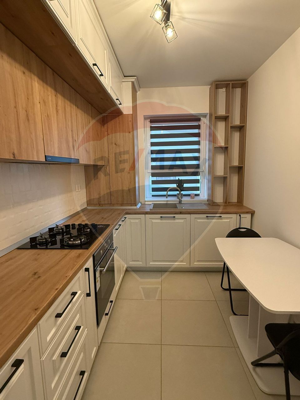 3 room Apartment for rent, Tractorul area