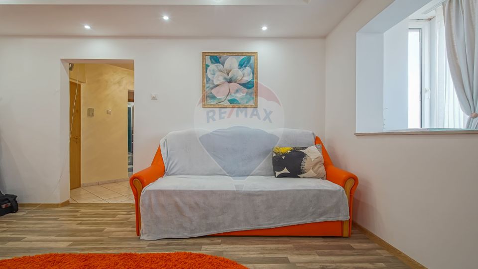 2 room Apartment for sale, Tractorul area