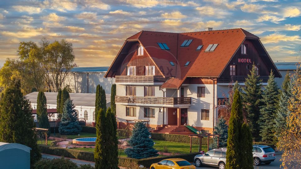 HOTEL,PISCINA SI CORT DE EVENIMENTE | 18080 MP TEREN | GRIVITEI BRASOV