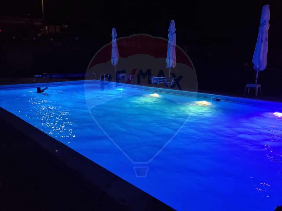 DE VANZARE Complex CU PISCINA în stațiunea turistică Cavnic Maramureș.