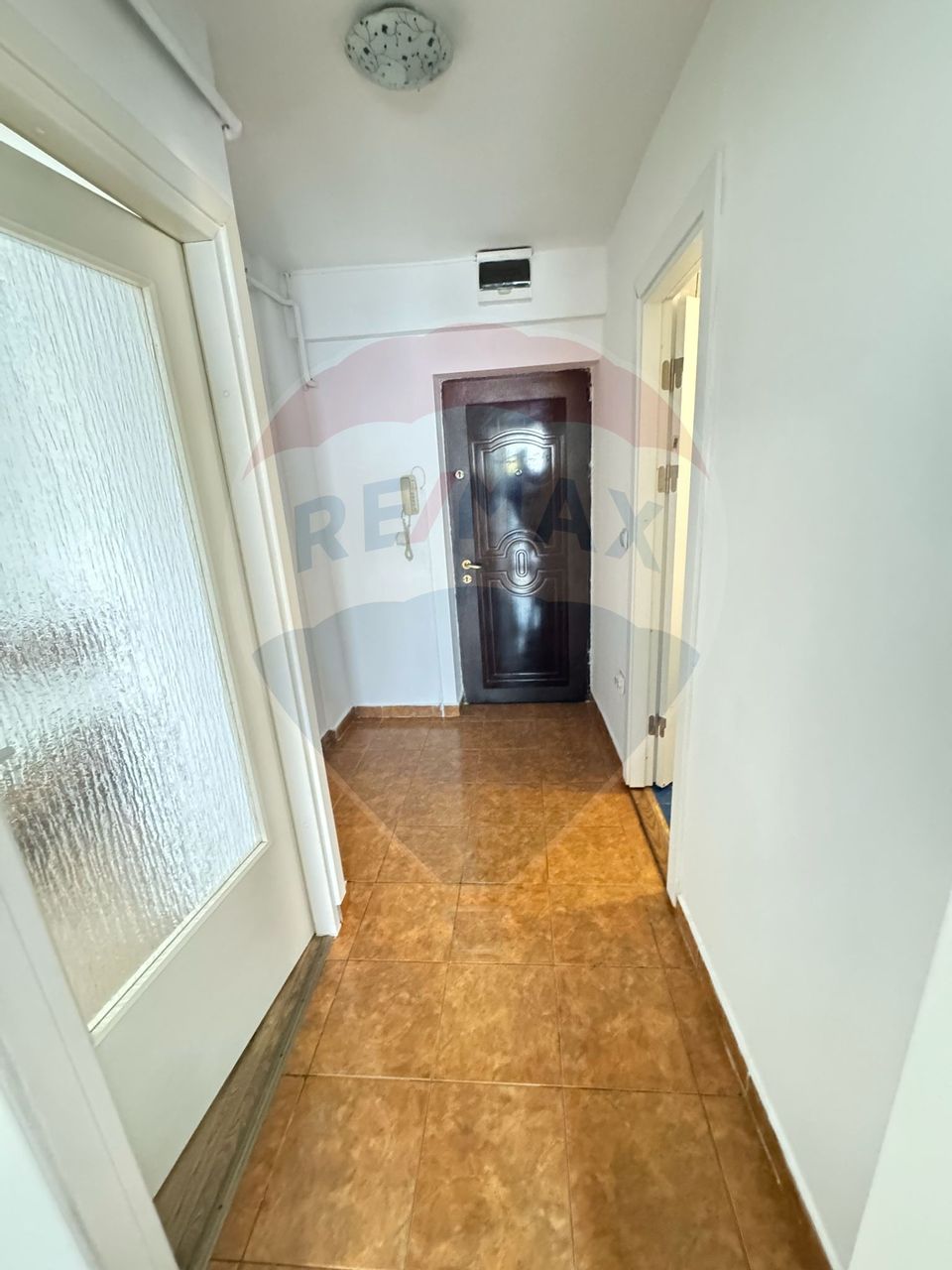 Decomandata,etaj4/5, lift,  libera,Craiovita, Kaufland, ,centrala