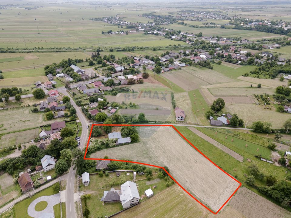 Teren BOROAIA - 75 ari - strada principala