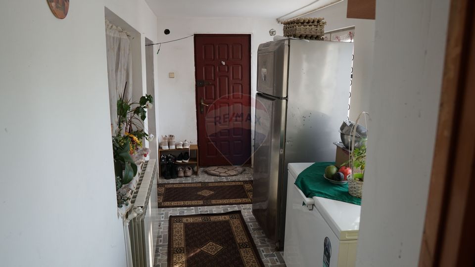 Casă de vânzare | 5 camere | Parter | Șerbănești