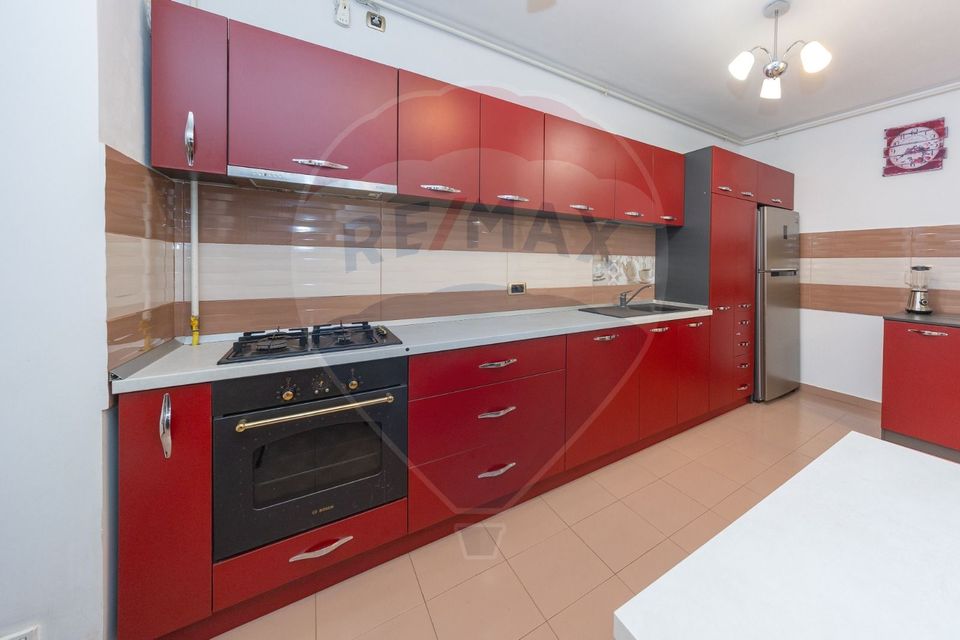 2 room Apartment for sale, Tractorul area