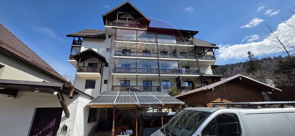 PRET REDUS: Apt 3 Camere Curte 475mp sub Caraiman 800m Centru Busteni