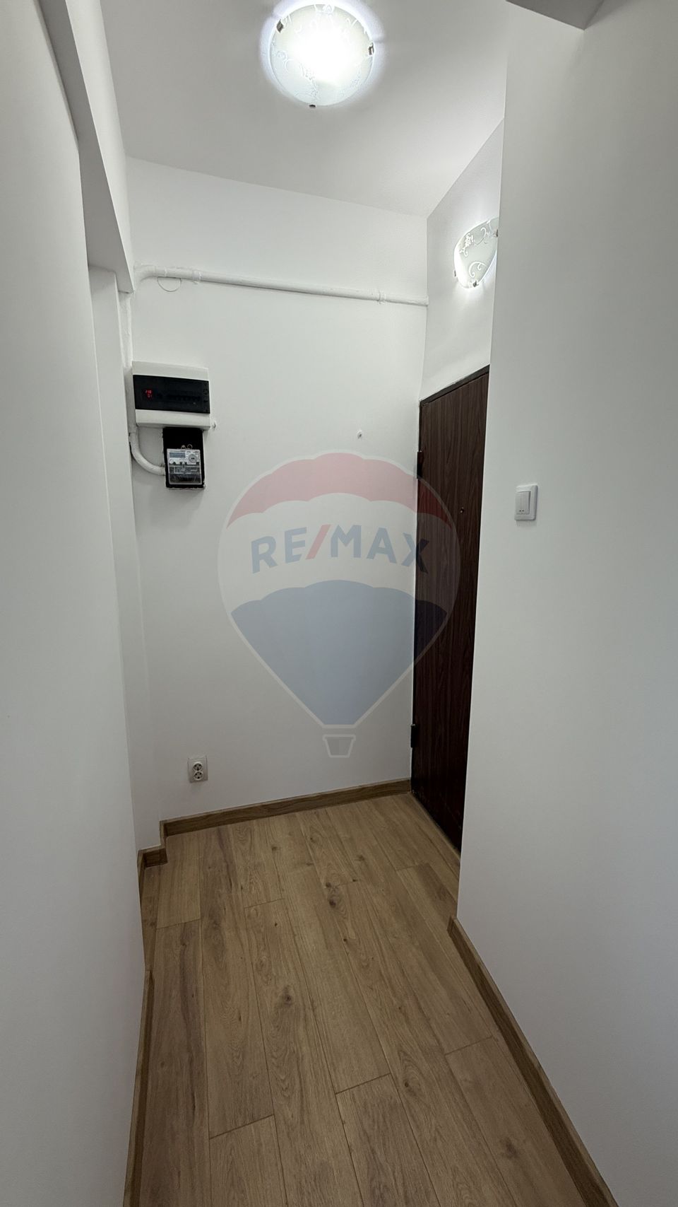 De inchiriat! Garsoniera la Universitate