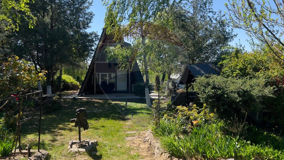 Casă / Vilă cu 4 camere de vânzare