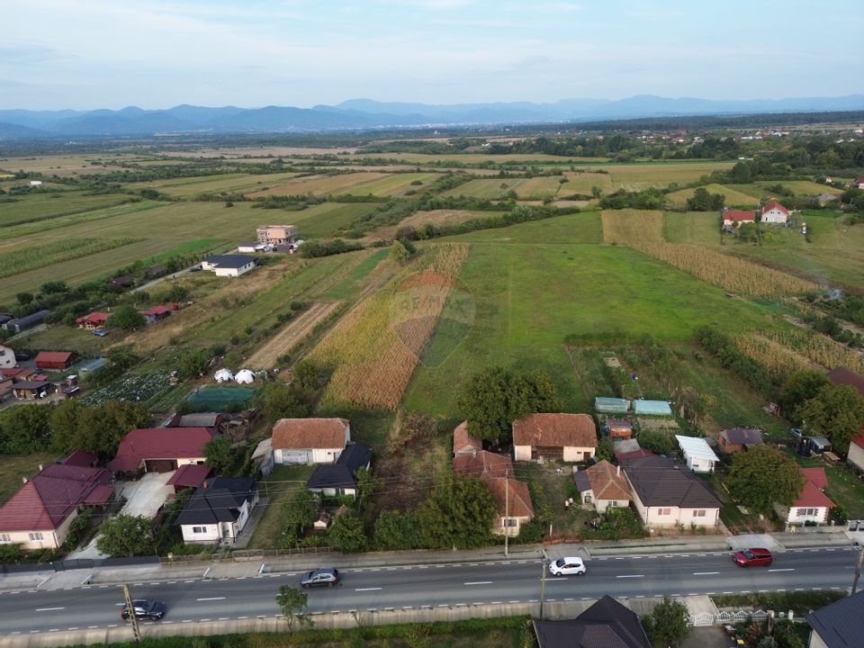 Casă de vânzare in Hideaga la drumul National