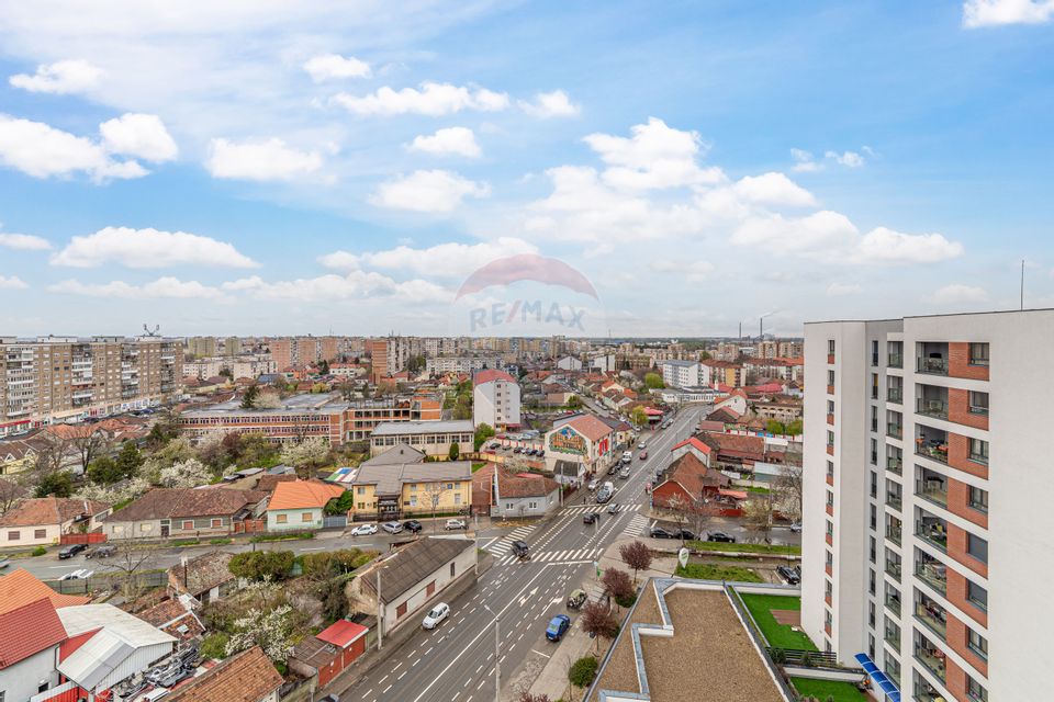 Apartament tip PENTHOUSE cu 3 camere de închiriat ADORA PARK zona UTA