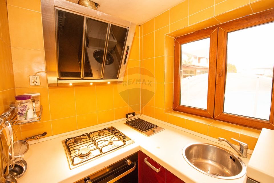 Casa de vanzare 240 mp utili , 6 camere,  teren 1000 mp, Calarasi