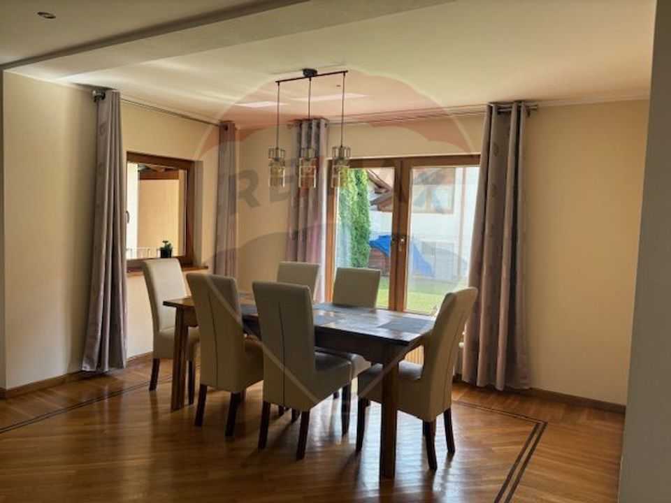 5 room House / Villa for sale