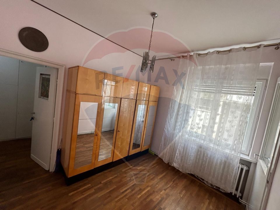 5 room Apartment for sale, Unirii area