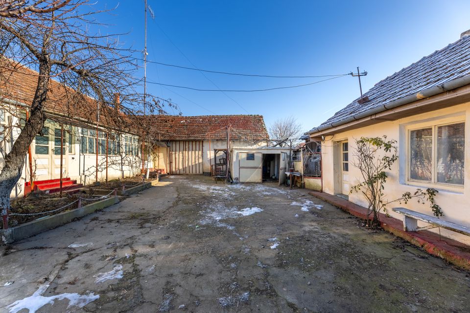 4 room House / Villa for sale