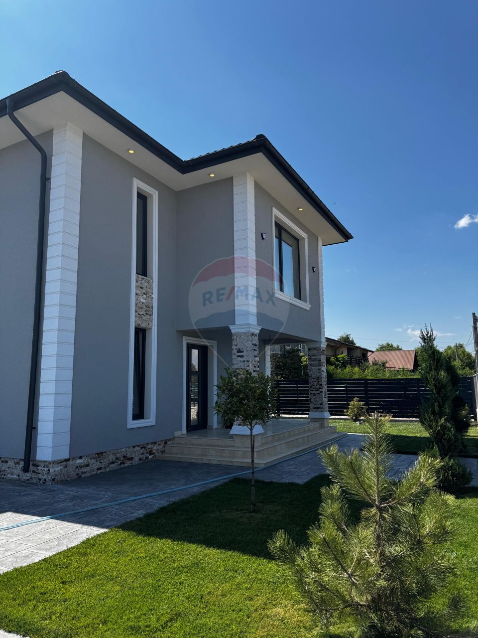 4 room House / Villa for sale