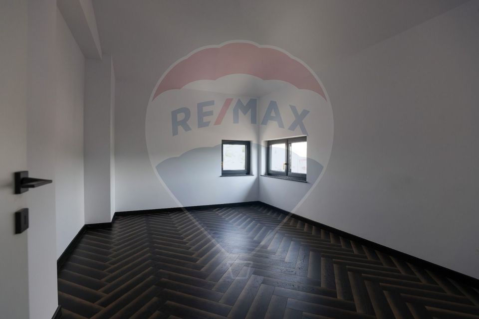 16 room House / Villa for sale, Parcul Carol area