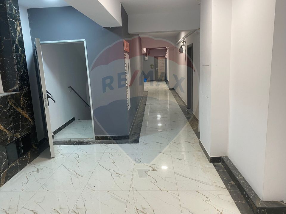 144sq.m Commercial Space for rent, Unirii area