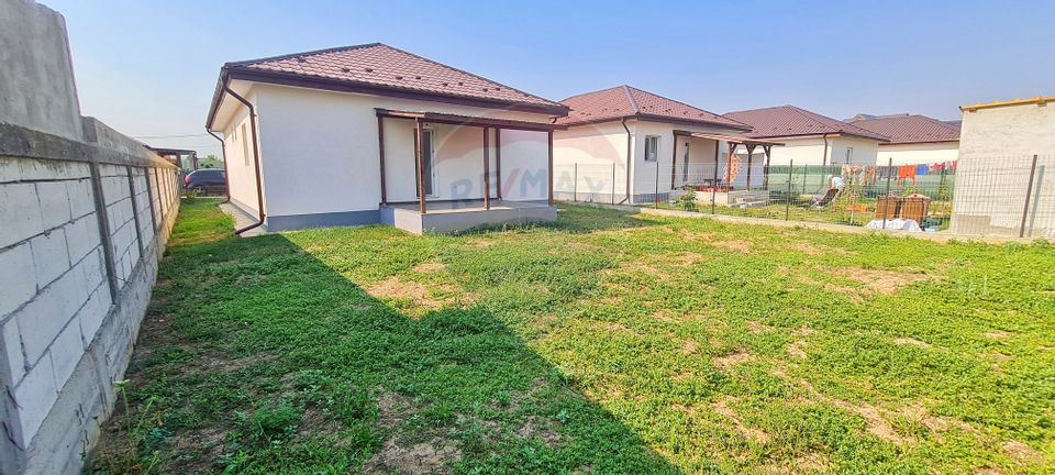 4 room House / Villa for sale